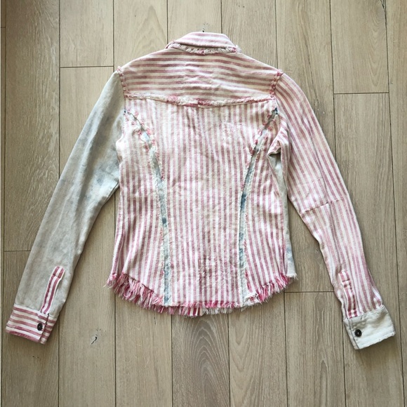 Free People We The Free Americana Distressed Button Down Shirt Size XS - Picture 3 of 15